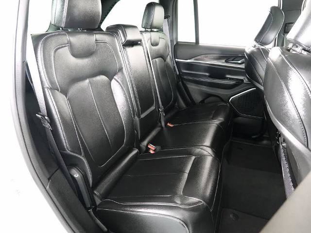 Used 2024 Jeep Grand Cherokee Limited 4xe AWD/4WD image 16
