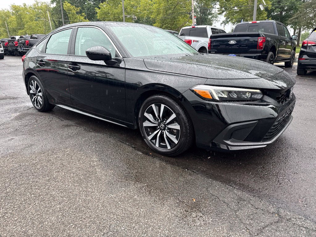 Used 2024 Honda Civic EX-L image 3