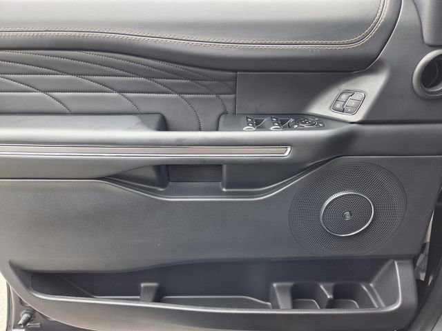 Certified 2024 Ford Expedition Platinum image 24