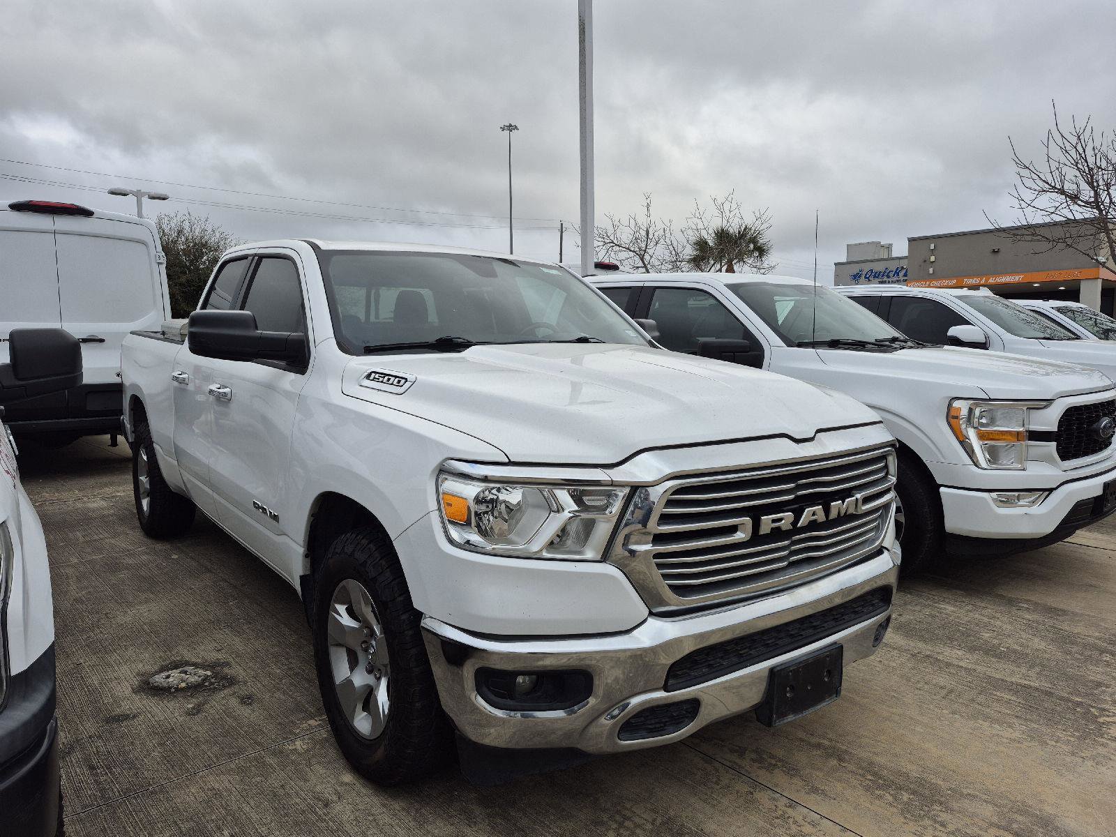 Used 2020 RAM 1500 Lone Star image 2