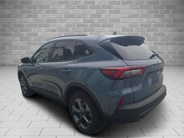Certified 2025 Ford Escape ST-Line w/ Cold Weather Package AWD/4WD image 3