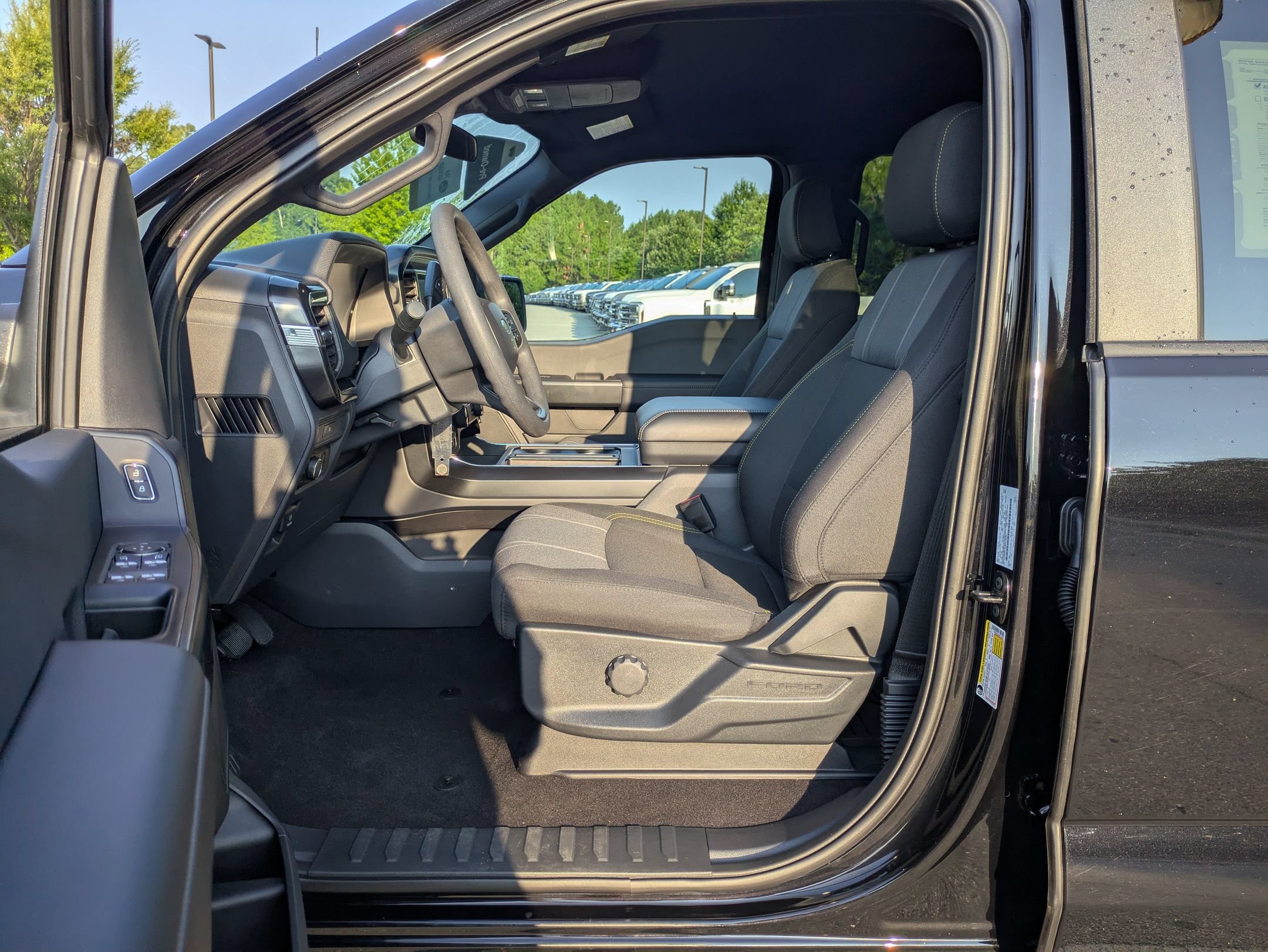 Certified 2025 Ford F150 STX w/ LOBO Package AWD/4WD image 13