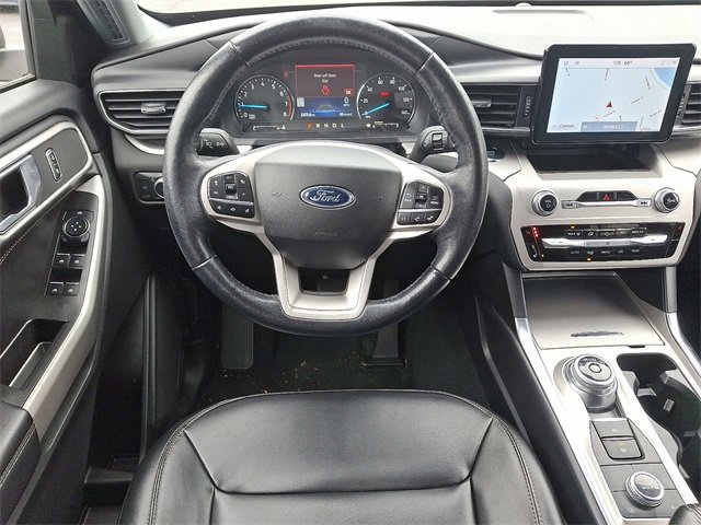 Certified 2022 Ford Explorer XLT w/ Equipment Group 202A image 12