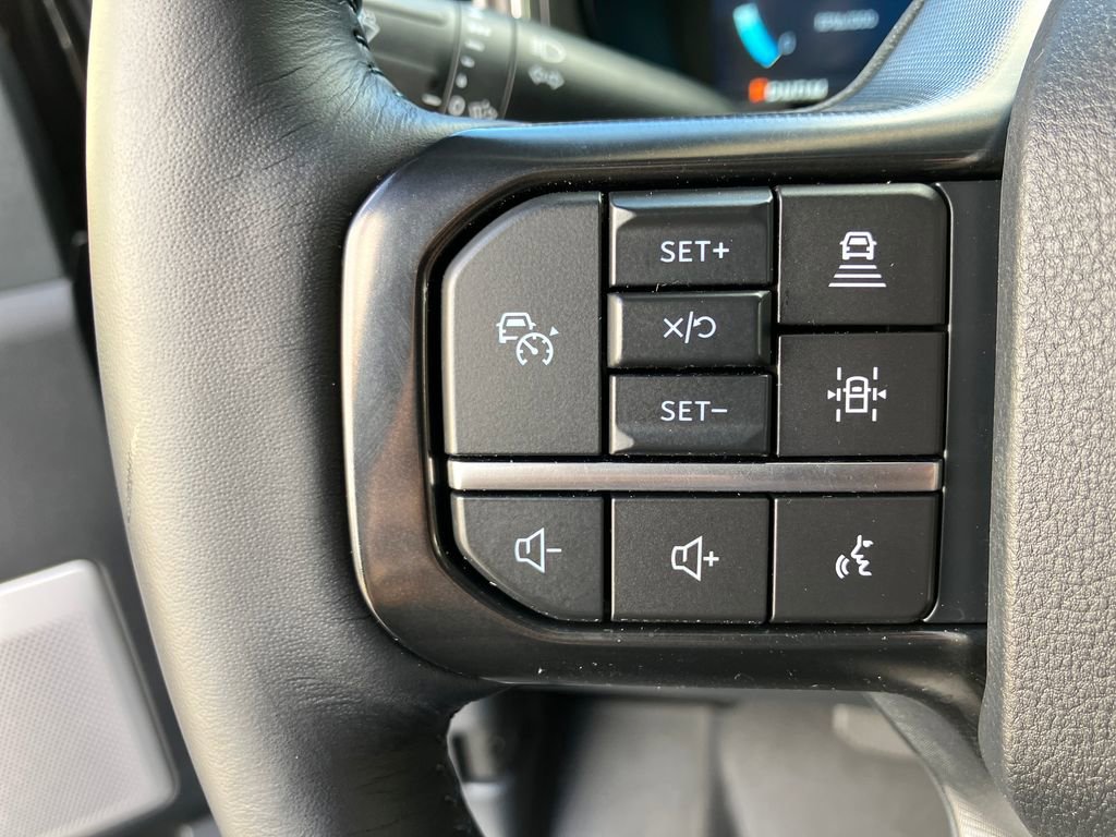 Certified 2025 Ford F350 Platinum image 17