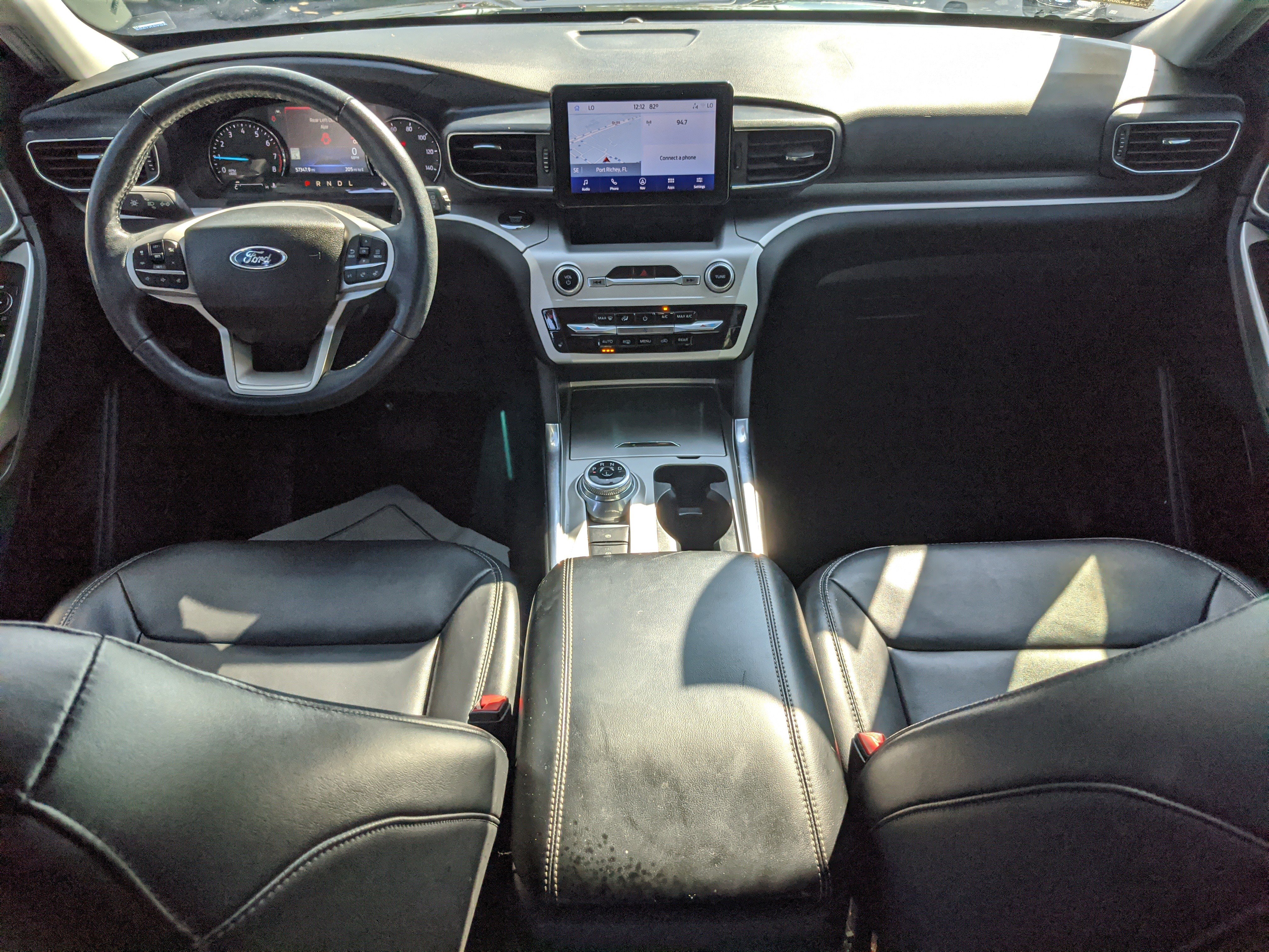 Certified 2022 Ford Explorer XLT w/ Equipment Group 202A image 14