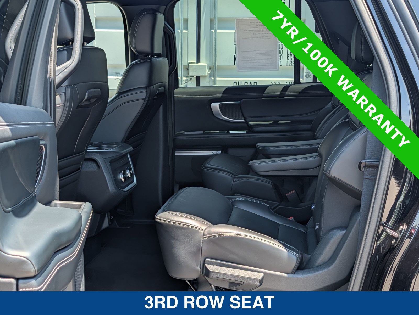 Certified 2025 Ford Expedition Max Platinum w/ Stealth Appearance Package AWD/4WD image 18