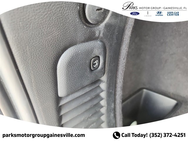 Used 2022 Dodge Durango R/T w/ Blacktop Package image 9