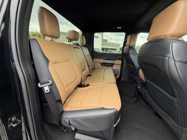 Certified 2025 Ford F450 Lariat w/ FX4 Off-Road Package AWD/4WD image 25
