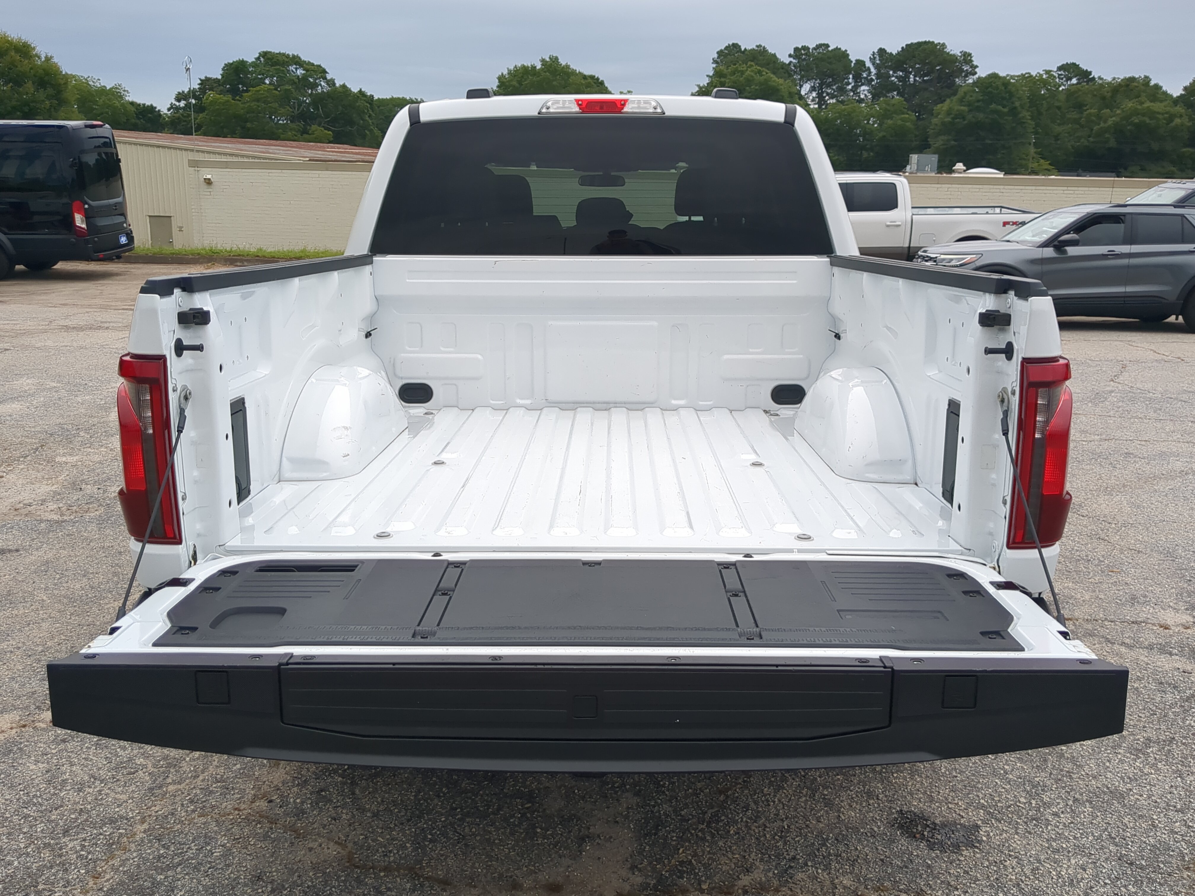 Certified 2025 Ford F150 XL w/ Equipment Group 103A High AWD/4WD image 11