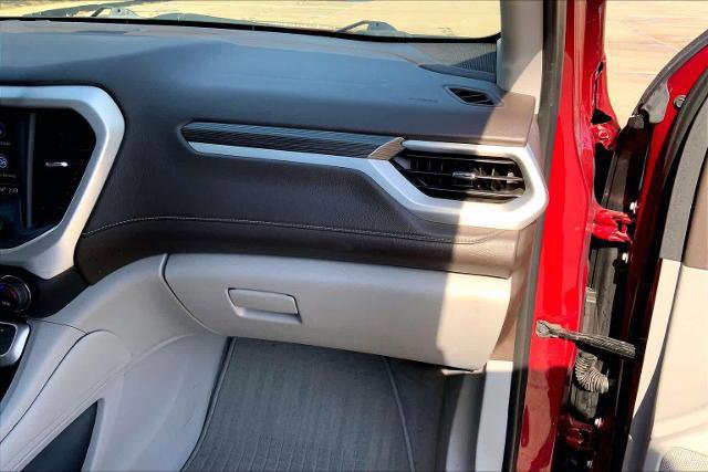 Used 2020 GMC Acadia SLT w/ LPO, Floor Liner Package FWD image 18