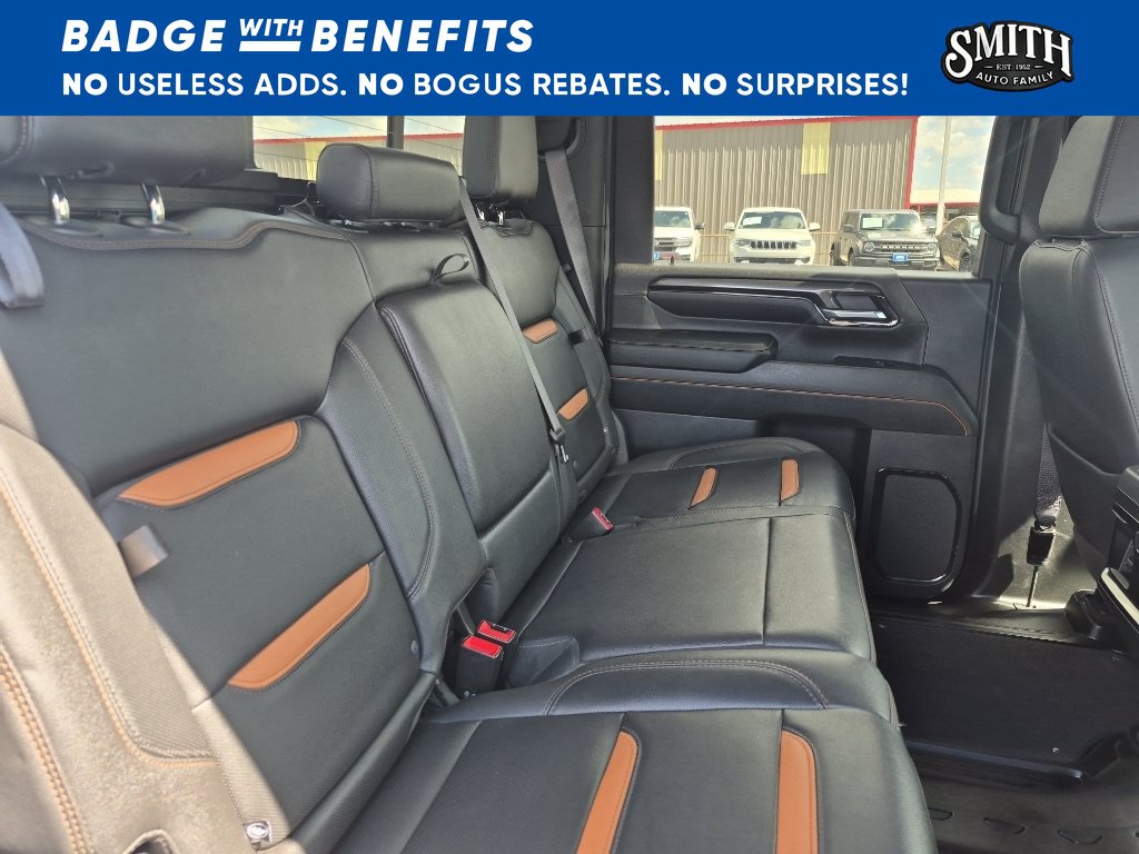 Used 2024 GMC Sierra 2500 AT4 w/ AT4 Premium Plus Package AWD/4WD image 13
