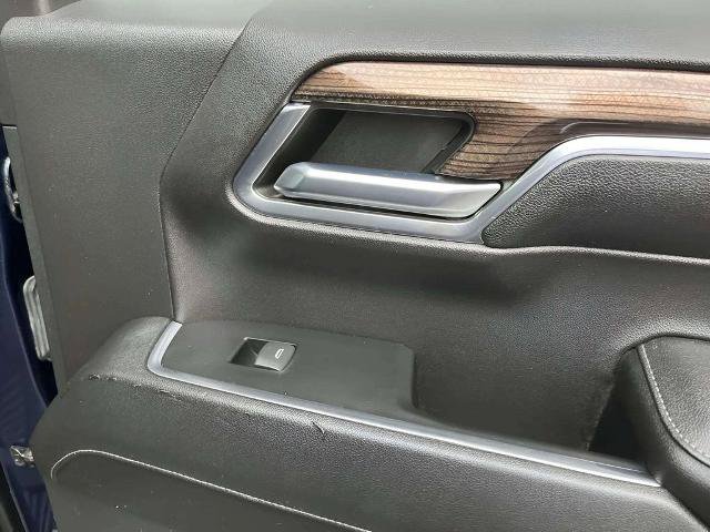 Used 2023 Chevrolet Silverado 1500 LT AWD/4WD image 10
