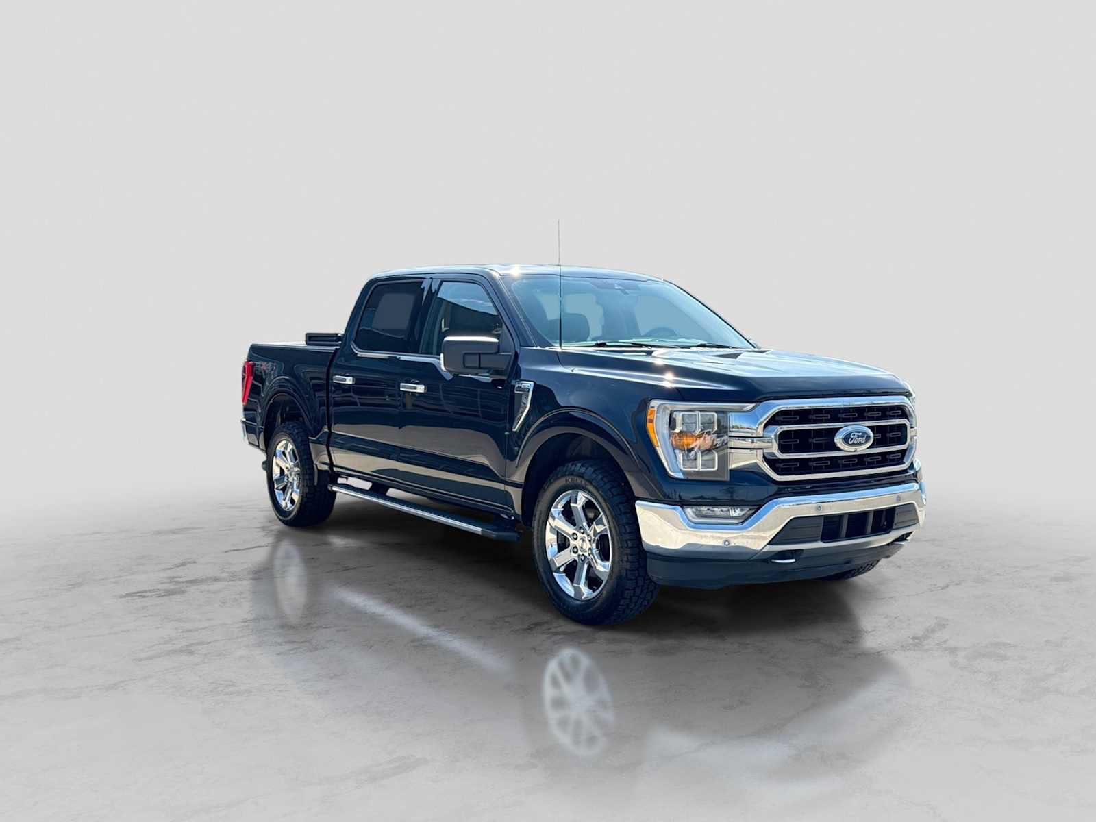 Certified 2021 Ford F150 XLT w/ Equipment Group 302A High AWD/4WD image 8