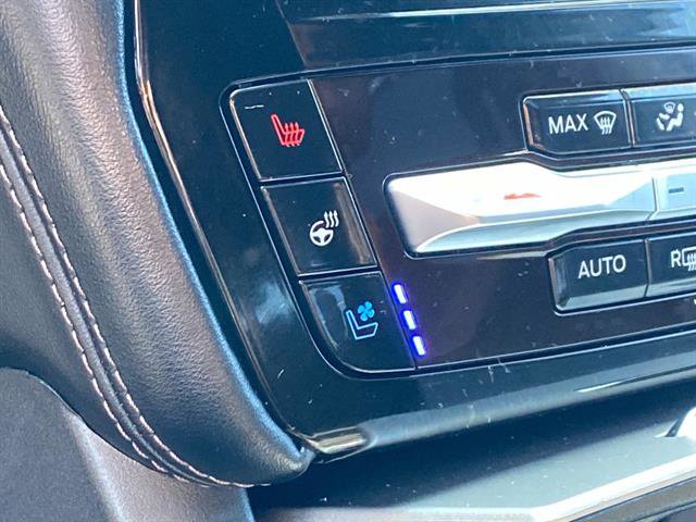 Certified 2022 Ford Explorer Platinum w/ Equipment Group 601A image 29