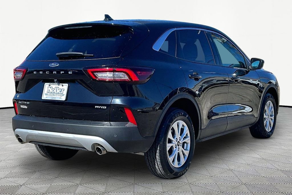 Certified 2023 Ford Escape Active w/ Tech Pack #2 image 4