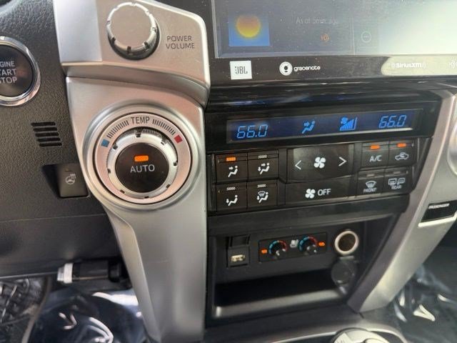 Used 2023 Toyota 4Runner Limited AWD/4WD image 23