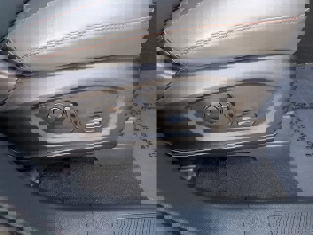 Certified 2025 Ford Explorer Active w/ Active Comfort Package image 36