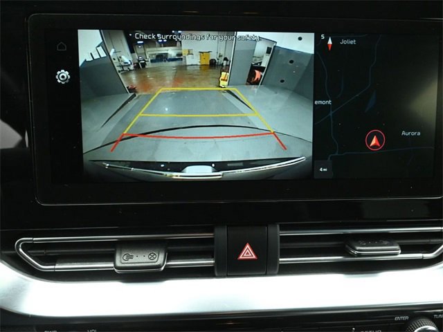 Used 2022 Kia Niro EX image 33