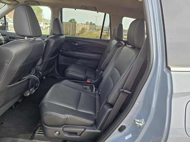 Used 2022 Honda Pilot Touring image 16