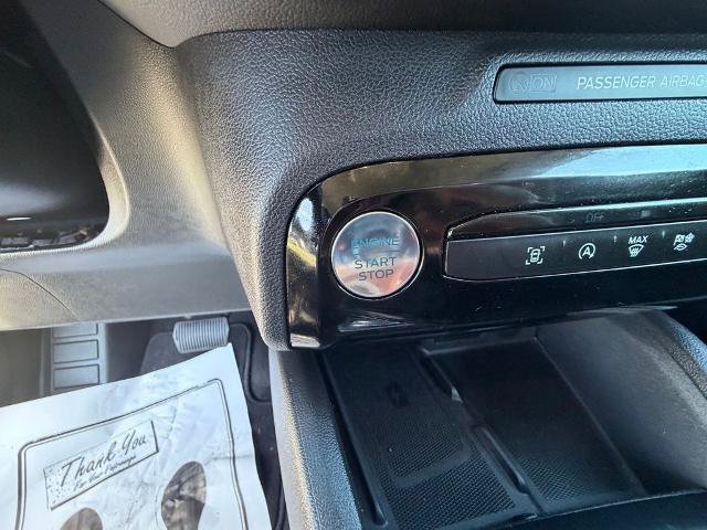 Certified 2025 Ford Escape Platinum AWD/4WD image 24