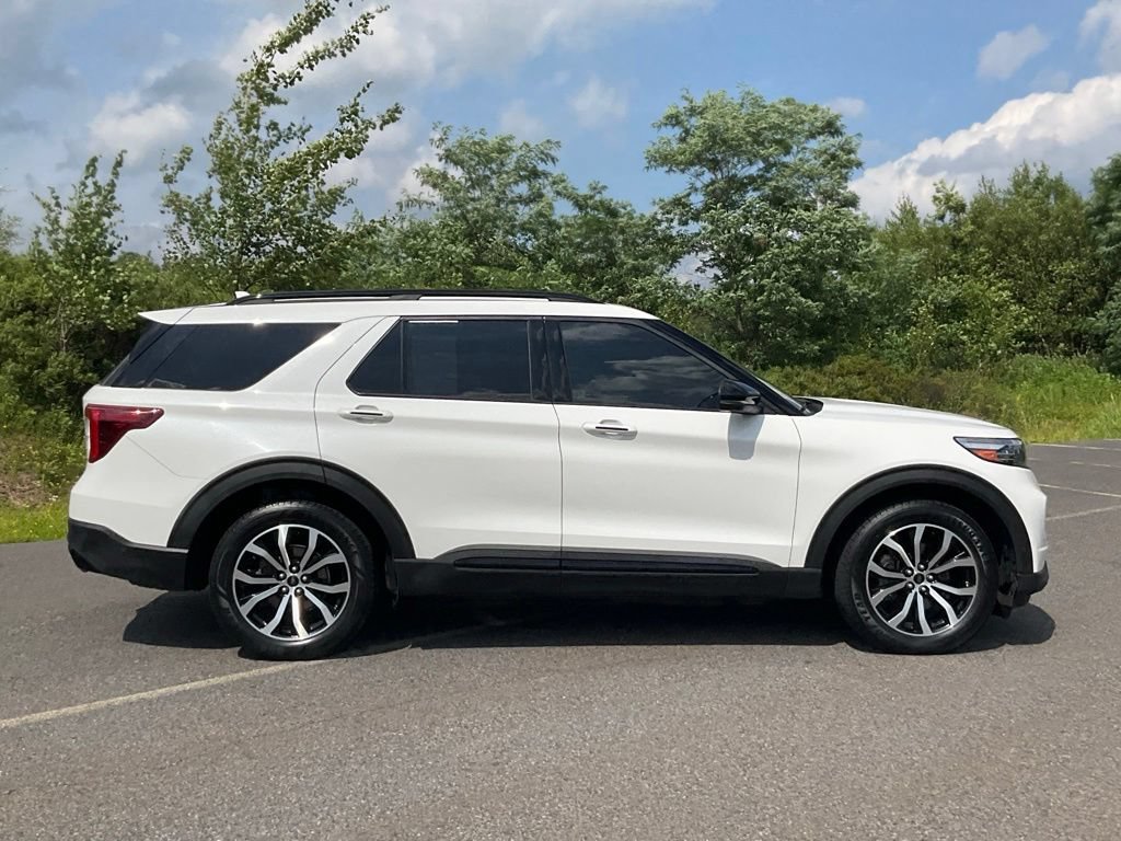 Certified 2020 Ford Explorer ST w/ Premium Technology Package AWD/4WD image 28