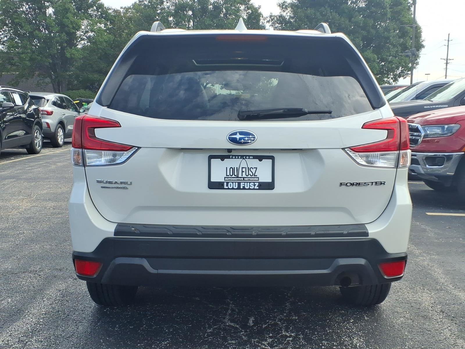 Used 2020 Subaru Forester Premium AWD/4WD image 26