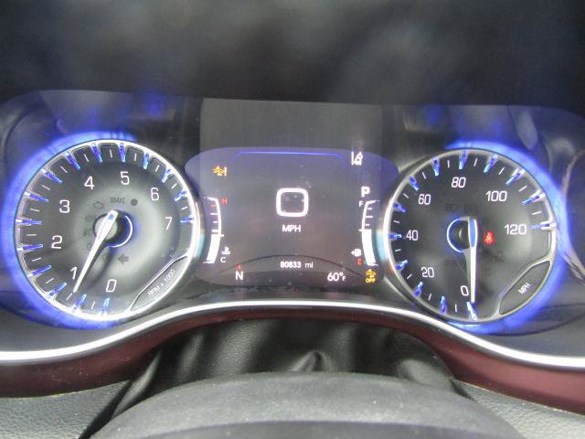 Used 2019 Chrysler Pacifica Limited w/ Tire & Wheel Group FWD image 30