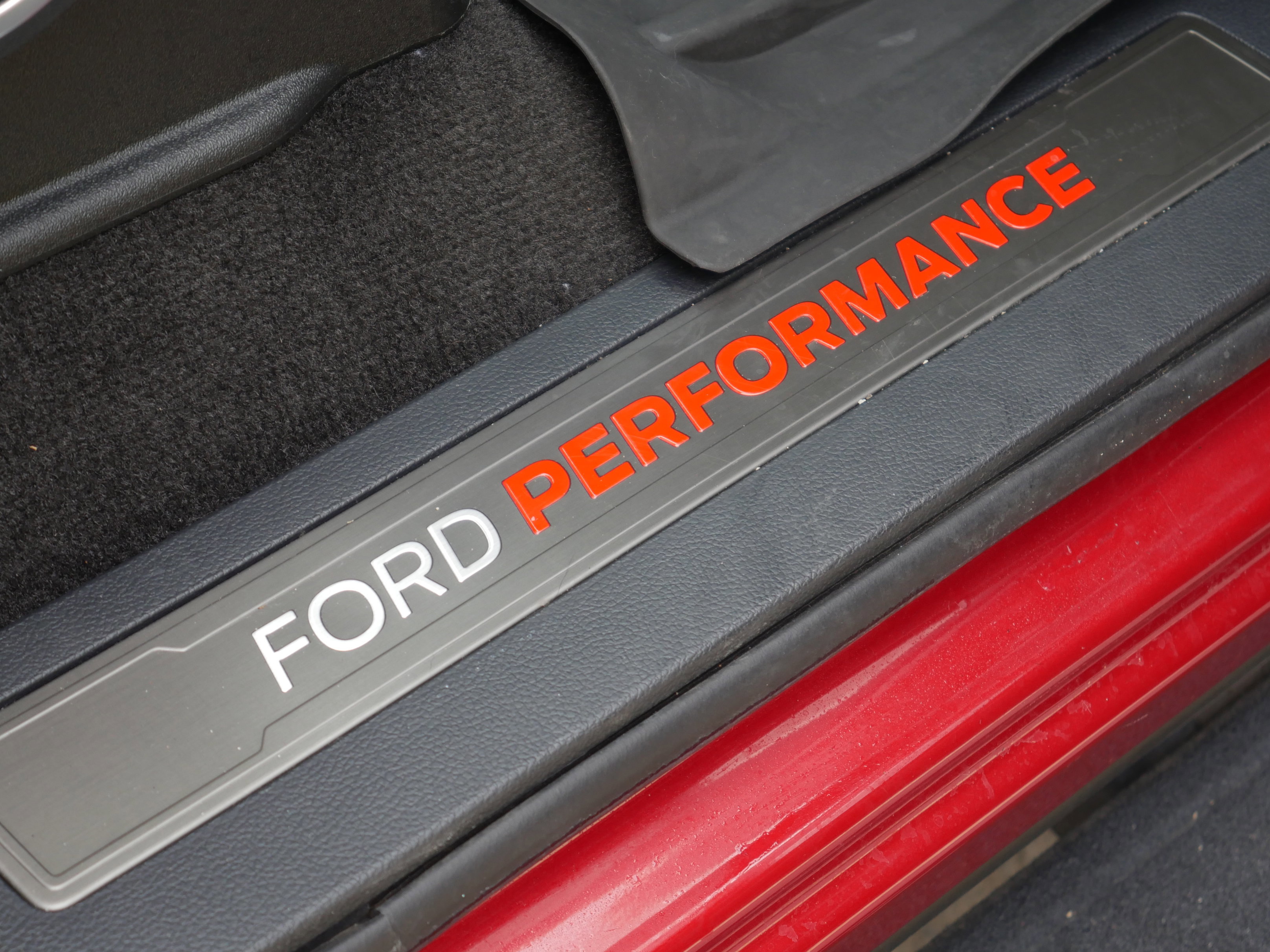 Certified 2022 Ford F150 Raptor w/ Raptor 37 Performance Package image 35