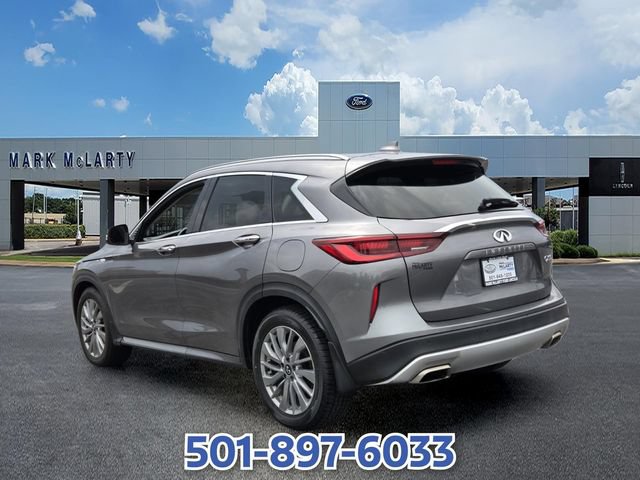 Used 2023 INFINITI QX50 Luxe FWD image 3