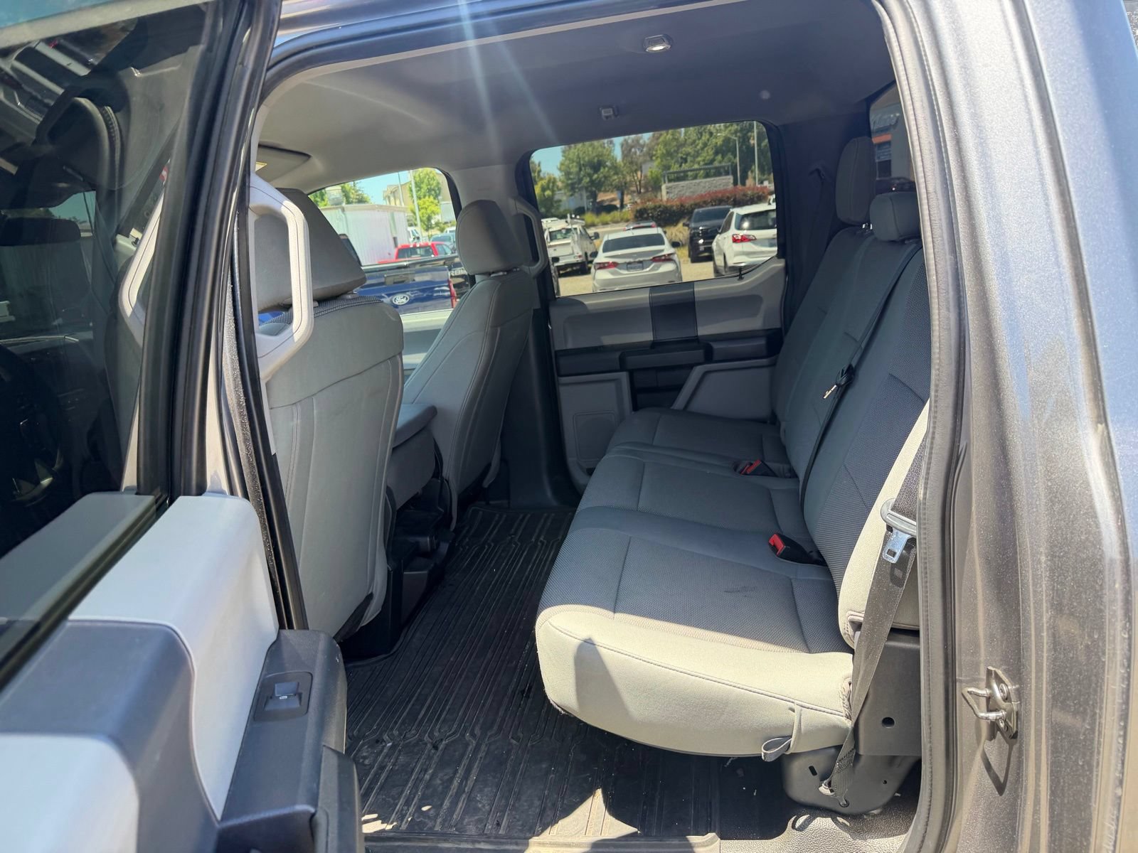 Certified 2022 Ford F250 XL w/ STX Appearance Package AWD/4WD image 13