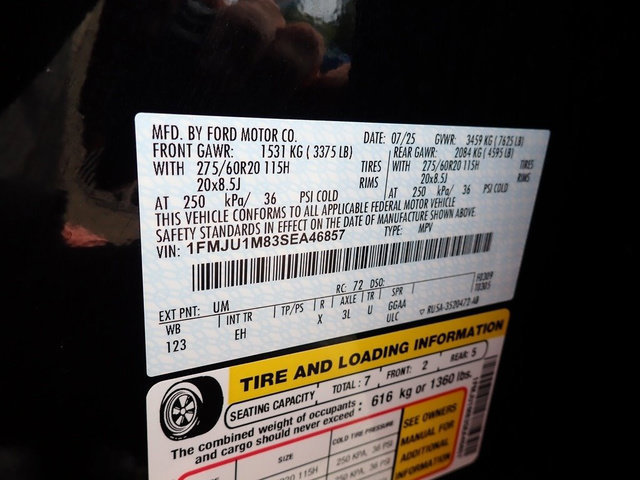 Certified 2025 Ford Expedition Platinum AWD/4WD image 24