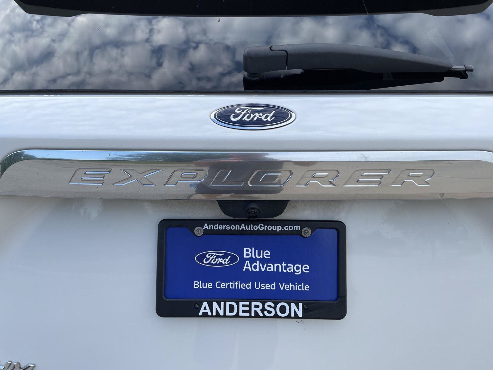 Certified 2020 Ford Explorer Platinum w/ Premium Technology Package AWD/4WD image 46