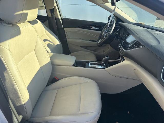Used 2019 Buick Regal Essence w/ Sights and Sounds Package image 30