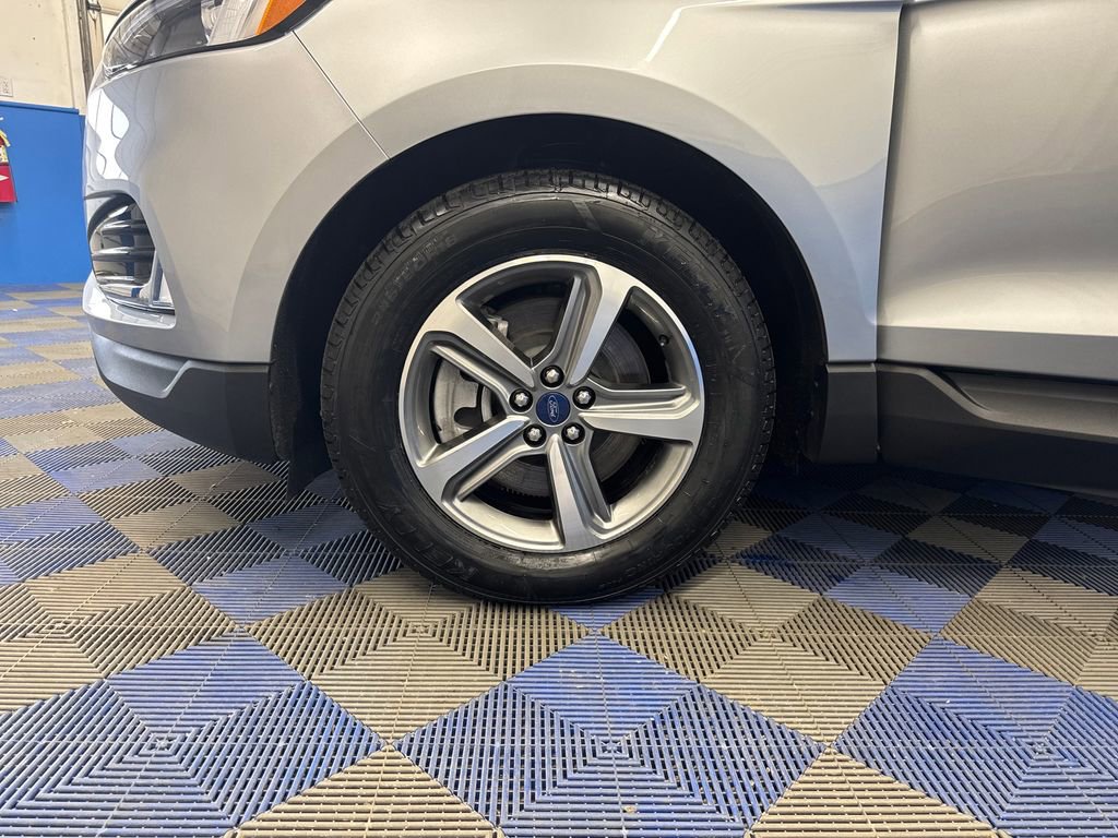 Certified 2022 Ford Edge SEL w/ Convenience Package AWD/4WD image 30