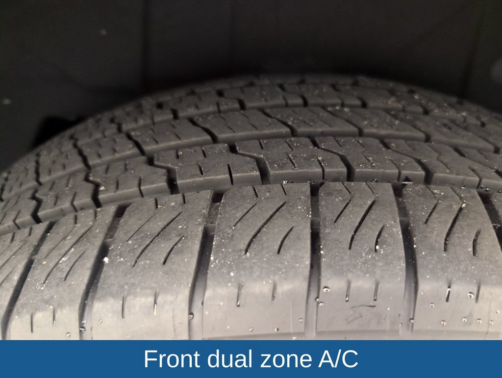 Certified 2025 Ford Expedition Active RWD image 21
