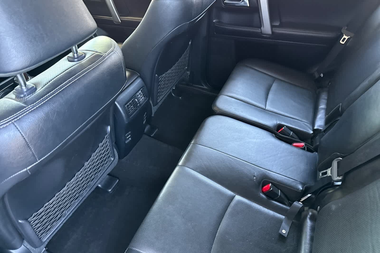 Used 2019 Toyota 4Runner Limited AWD/4WD image 4