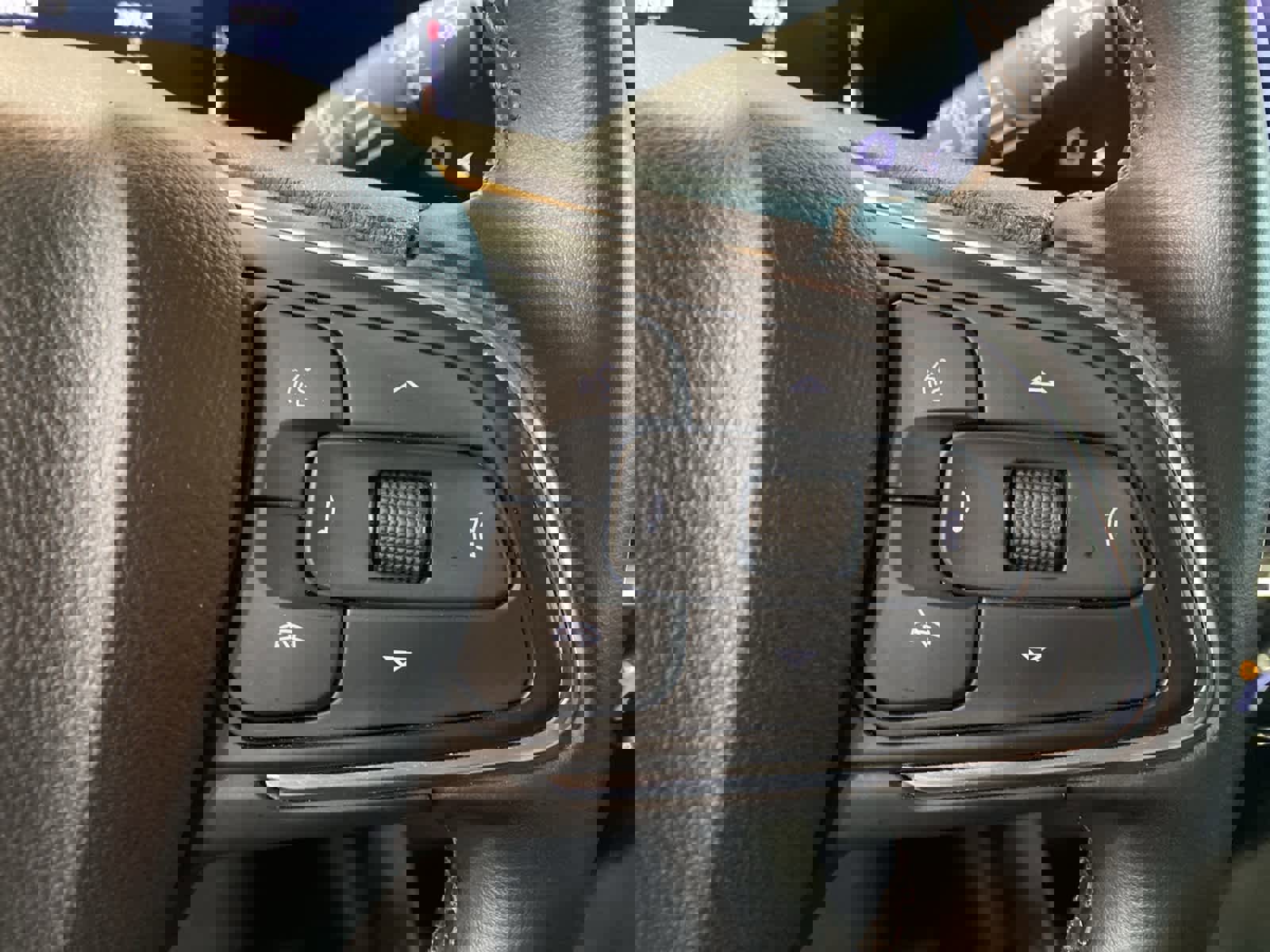 Used 2024 Buick Encore GX Sport Touring image 21