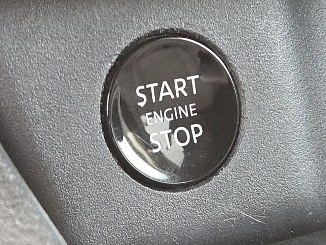 Used 2024 Nissan Rogue S AWD/4WD image 20
