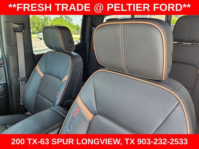 Used 2024 GMC Canyon AT4 w/ AT4 Premium Package AWD/4WD image 16