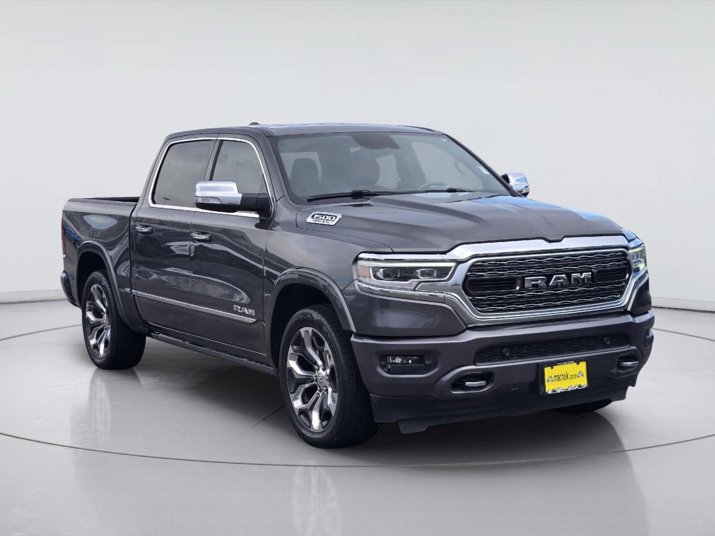 Used 2020 RAM 1500 Limited w/ Advanced Safety Group RWD image 3