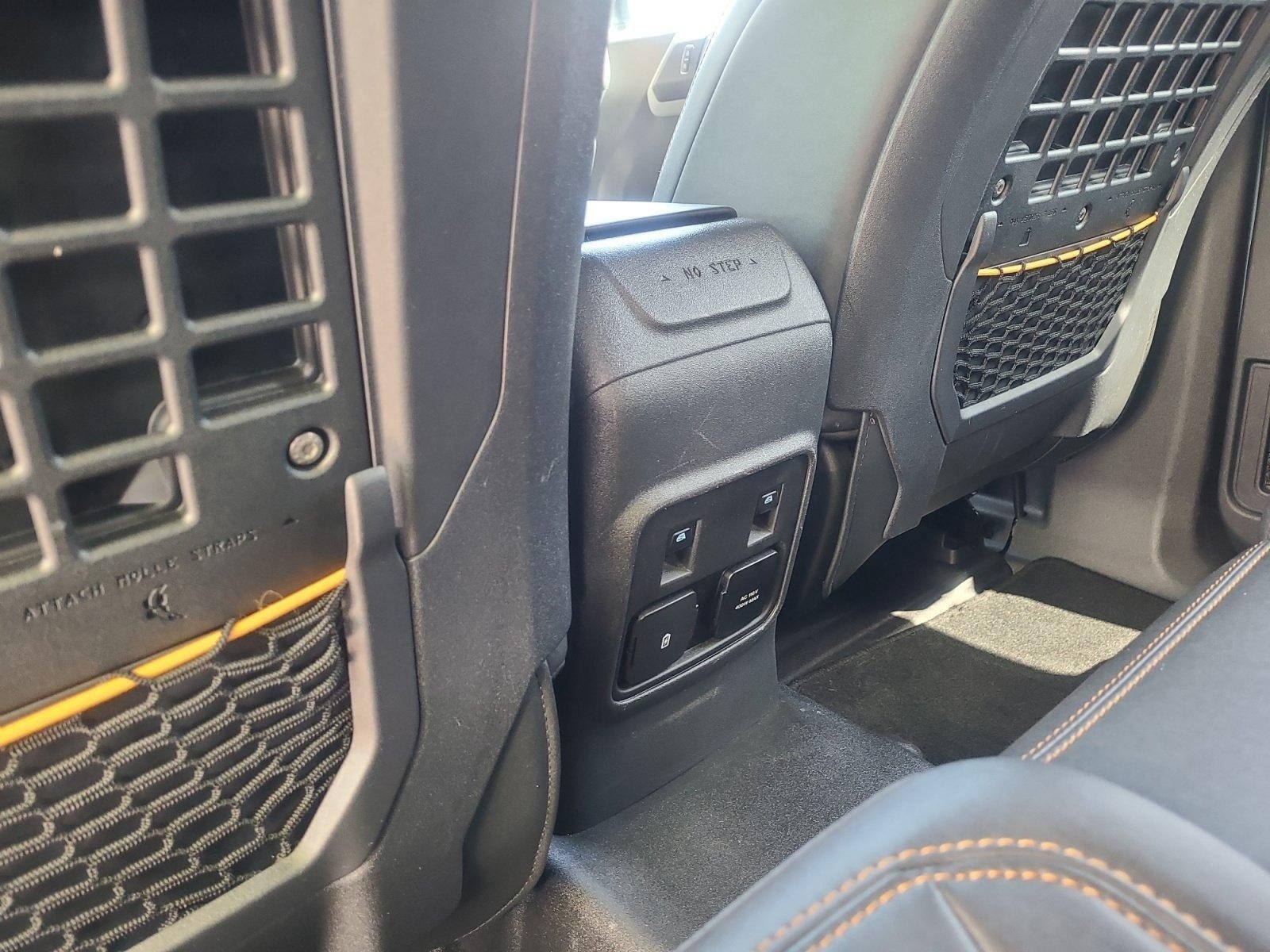 Certified 2023 Ford Bronco Badlands AWD/4WD image 32