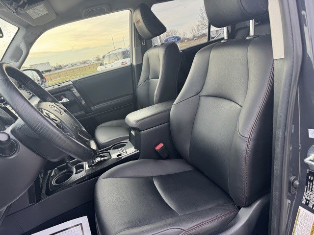 Used 2024 Toyota 4Runner TRD Off-Road Premium image 13