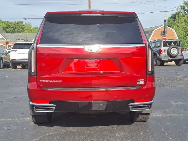 Used 2024 Cadillac Escalade Premium Luxury w/ LPO, Floor Liner Package AWD/4WD image 4