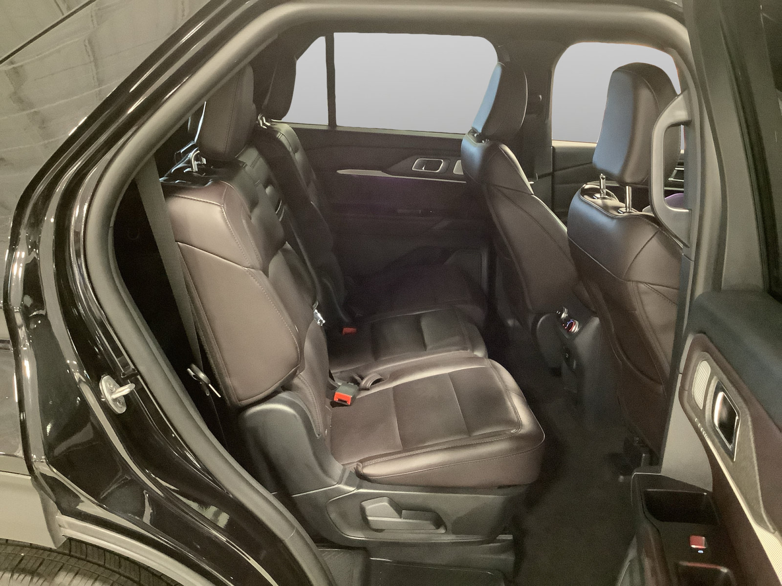 Certified 2026 Ford Explorer Platinum AWD/4WD image 22