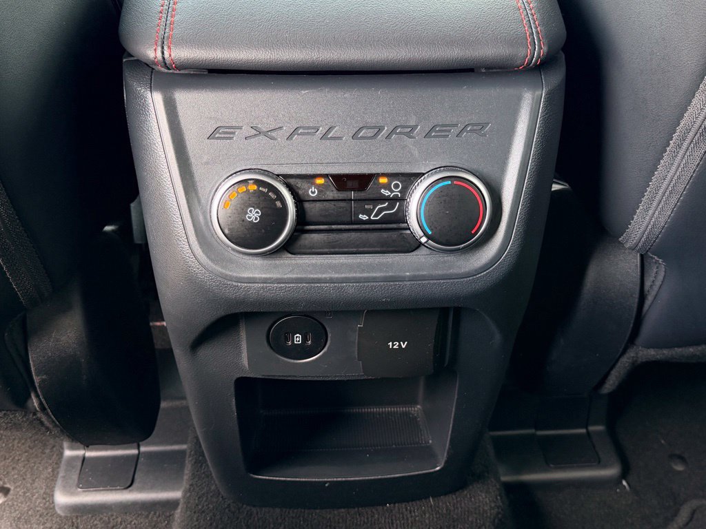 Certified 2025 Ford Explorer ST-Line w/ ST-Line Street Pack AWD/4WD image 18