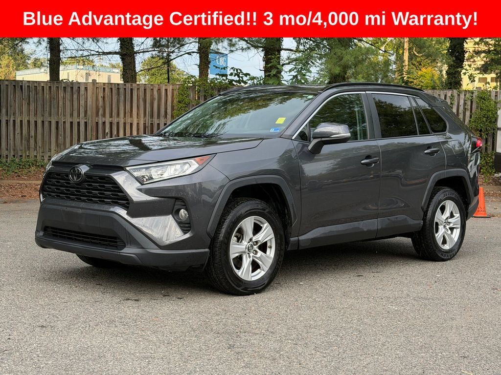Used 2019 Toyota RAV4 XLE AWD/4WD image 3