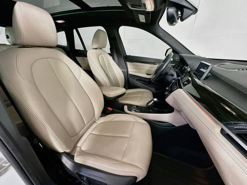 Used 2021 BMW X1 xDrive28i w/ Premium Package AWD/4WD image 14