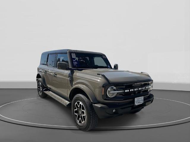 Certified 2025 Ford Bronco Outer Banks AWD/4WD image 4