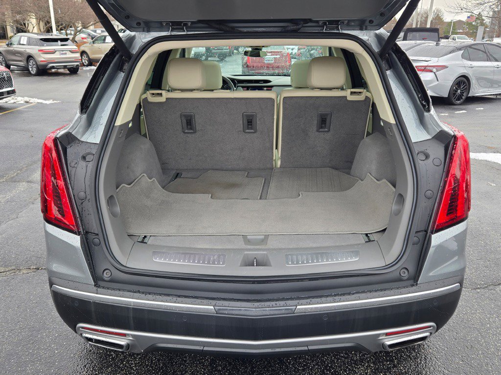 Used 2023 Cadillac XT5 Premium Luxury FWD image 12