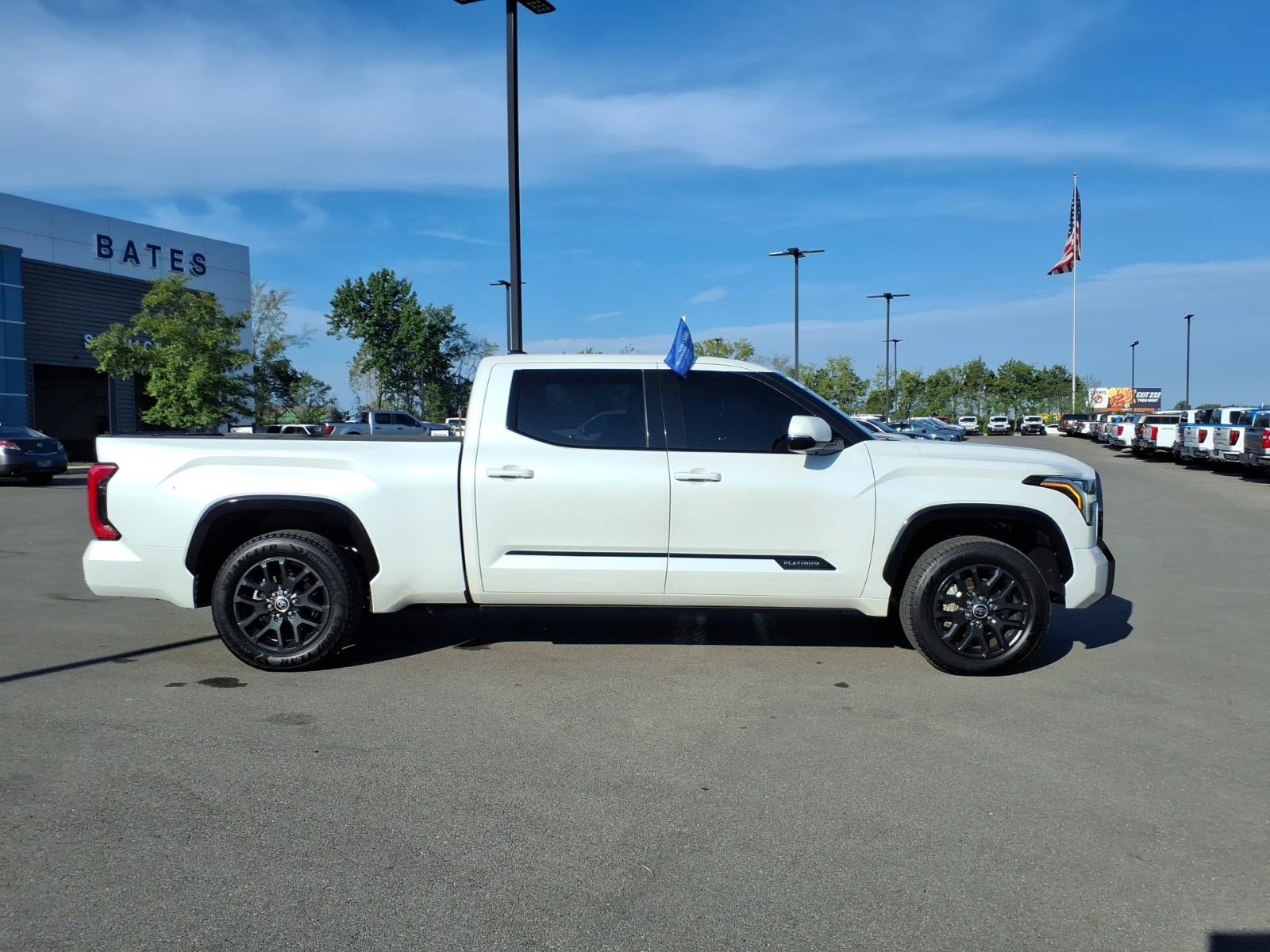 Used 2022 Toyota Tundra Platinum w/ Advanced Package AWD/4WD image 2